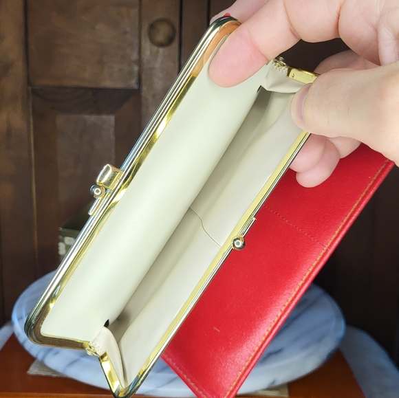 Buxton Coral Women's Clutch Wallet - Picture 6 of 17